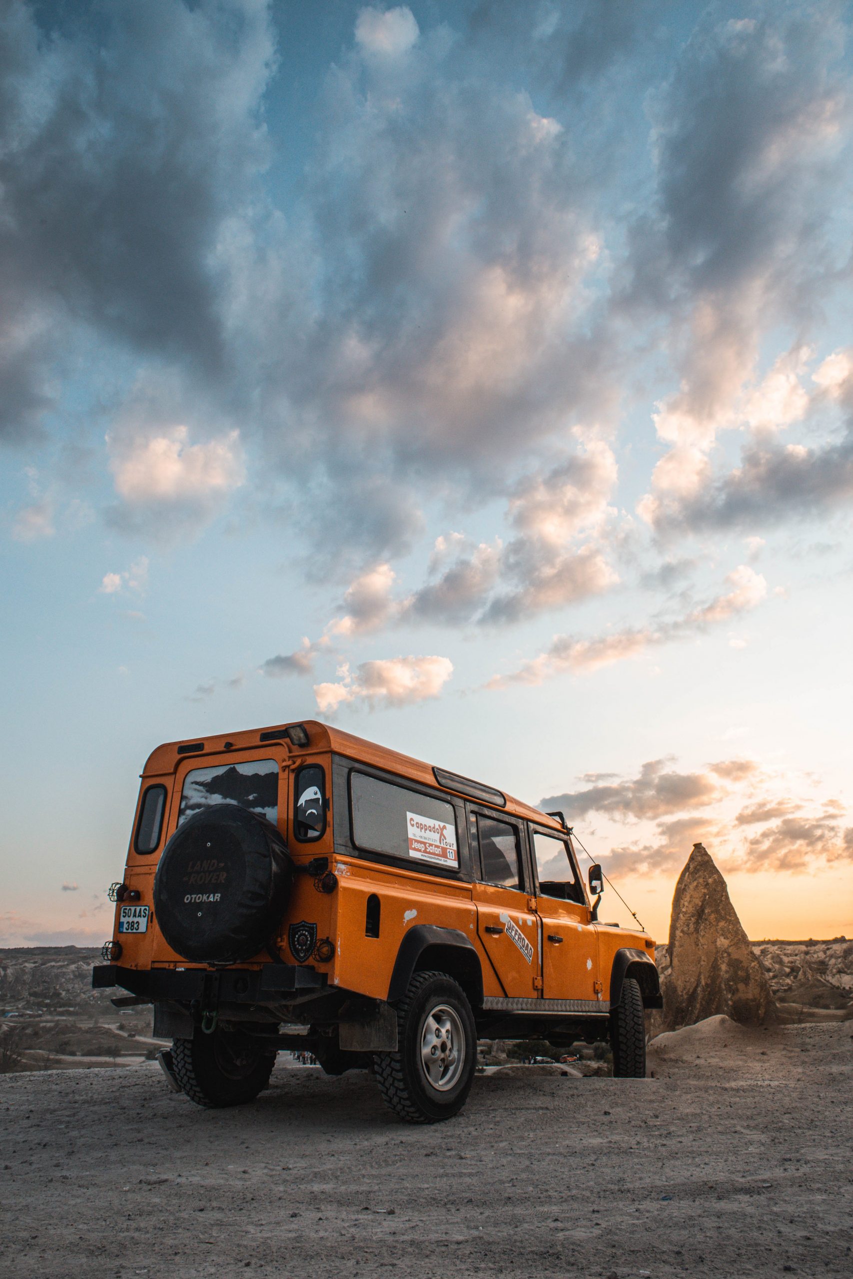 Mastering Extremes: Land Rovers’ Prowess in Harsh Environments