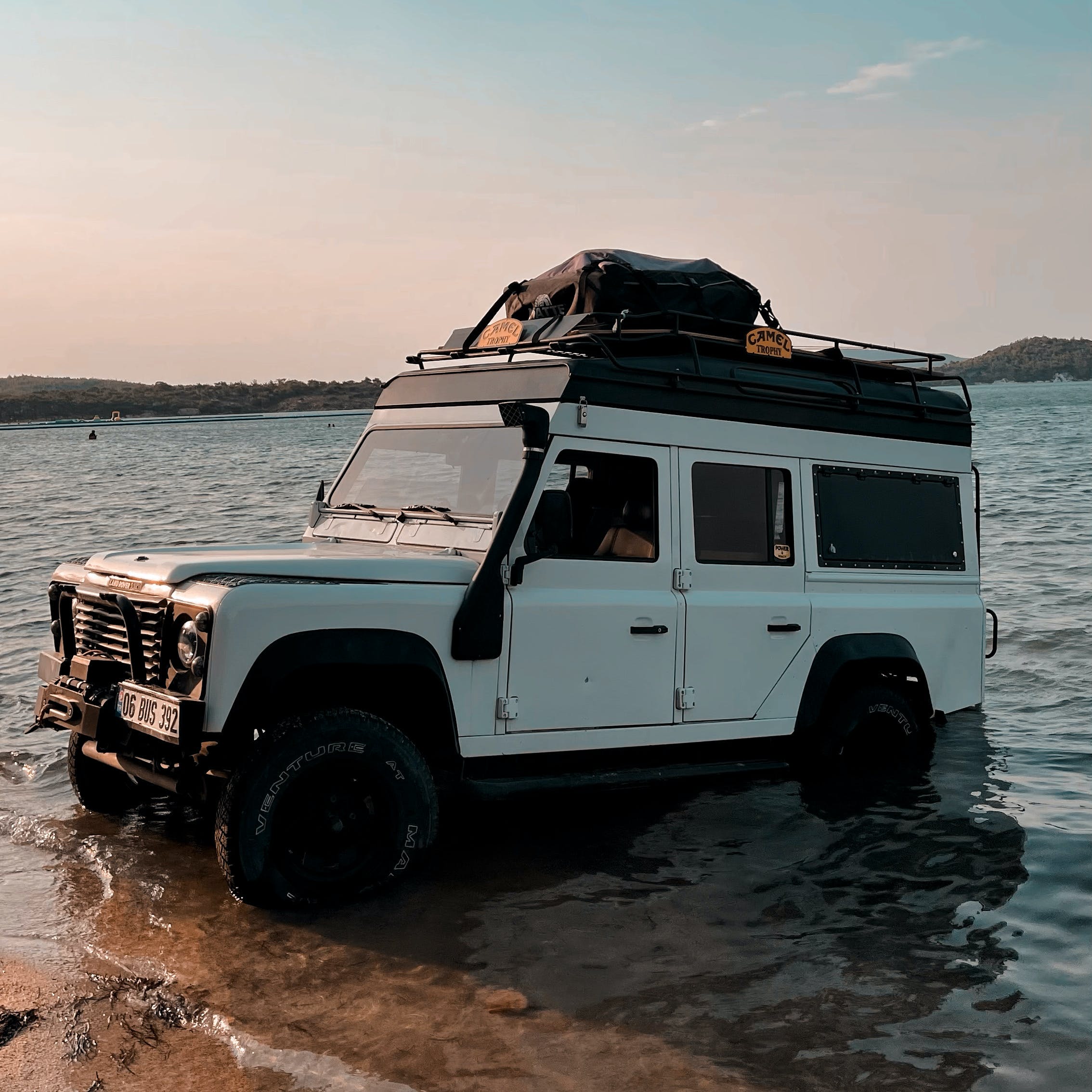 Living with Legends: A Guide to the Best Engines of the Land Rover Defender