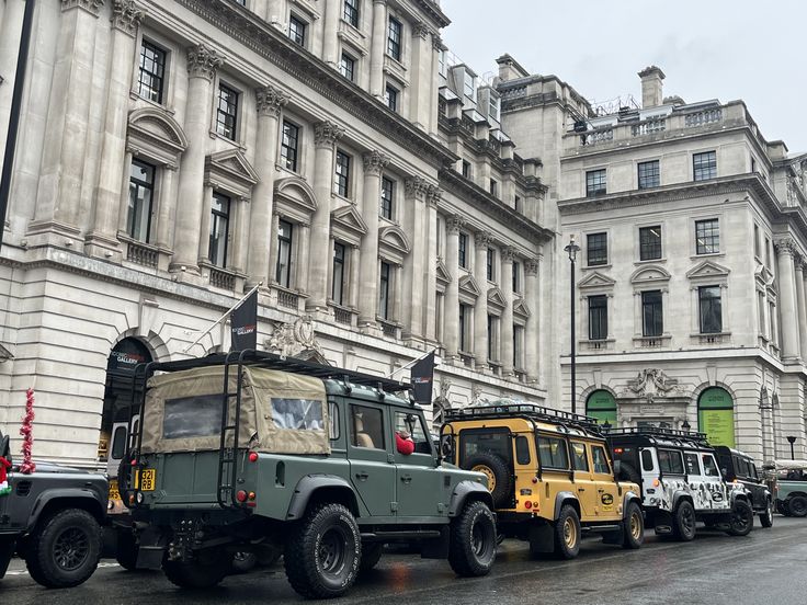 ULEZ Challenges for Land Rover Owners in London: Navigating Compliance with Classic Models and Historic Registration